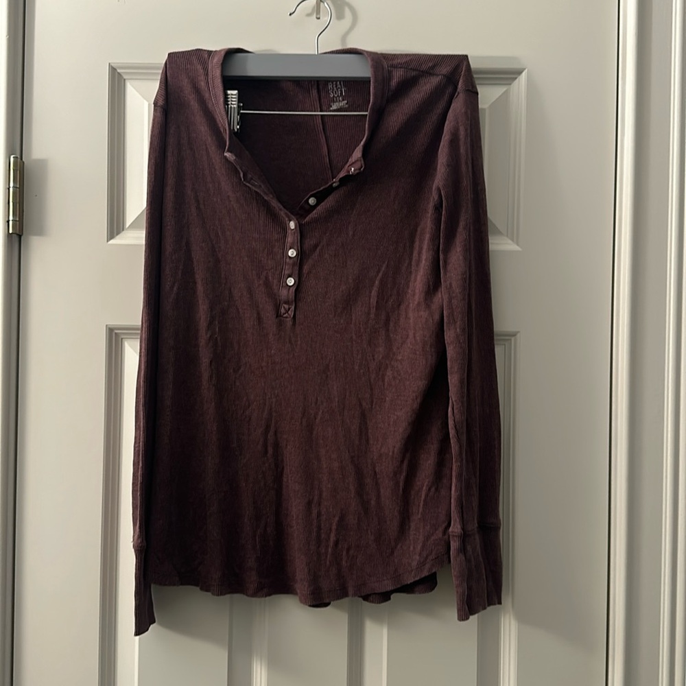 Aerie Henley